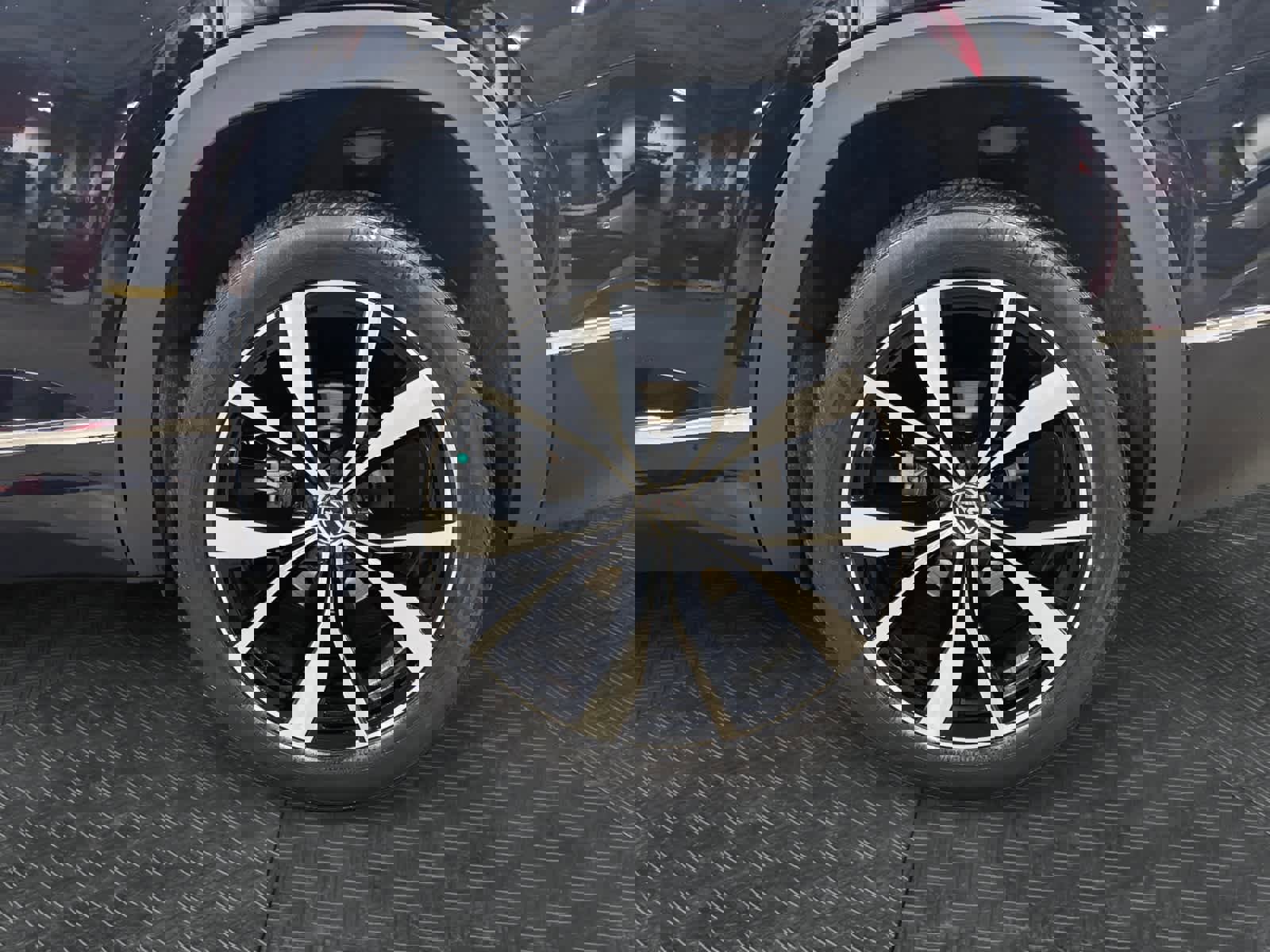 Used 2025 Volkswagen Atlas SEL Premium R-Line image 15