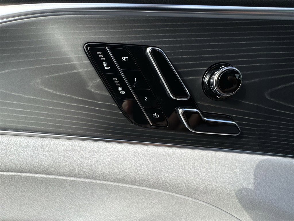 New 2025 Cadillac Lyriq Sport image 12