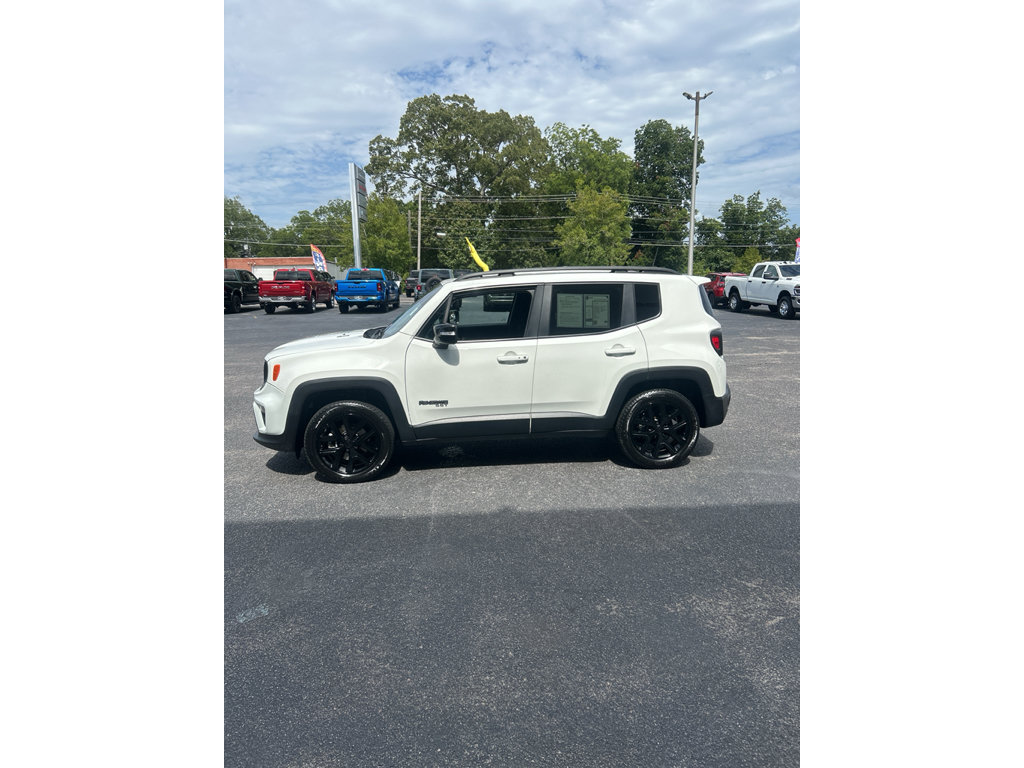 Used 2023 Jeep Renegade Altitude w/ Convenience Group I AWD/4WD image 4