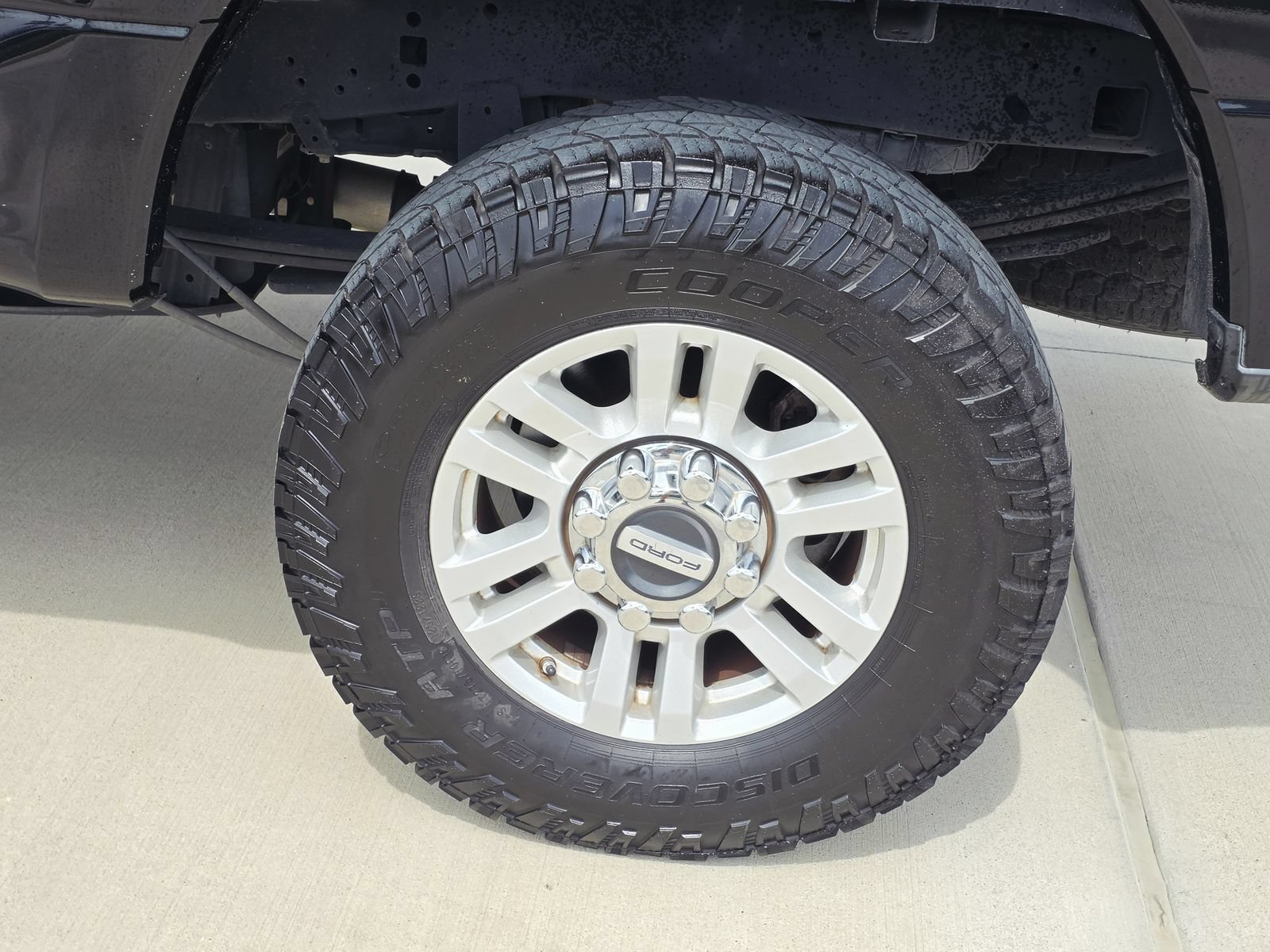 Used 2017 Ford F250 XL w/ STX Appearance Package AWD/4WD image 9