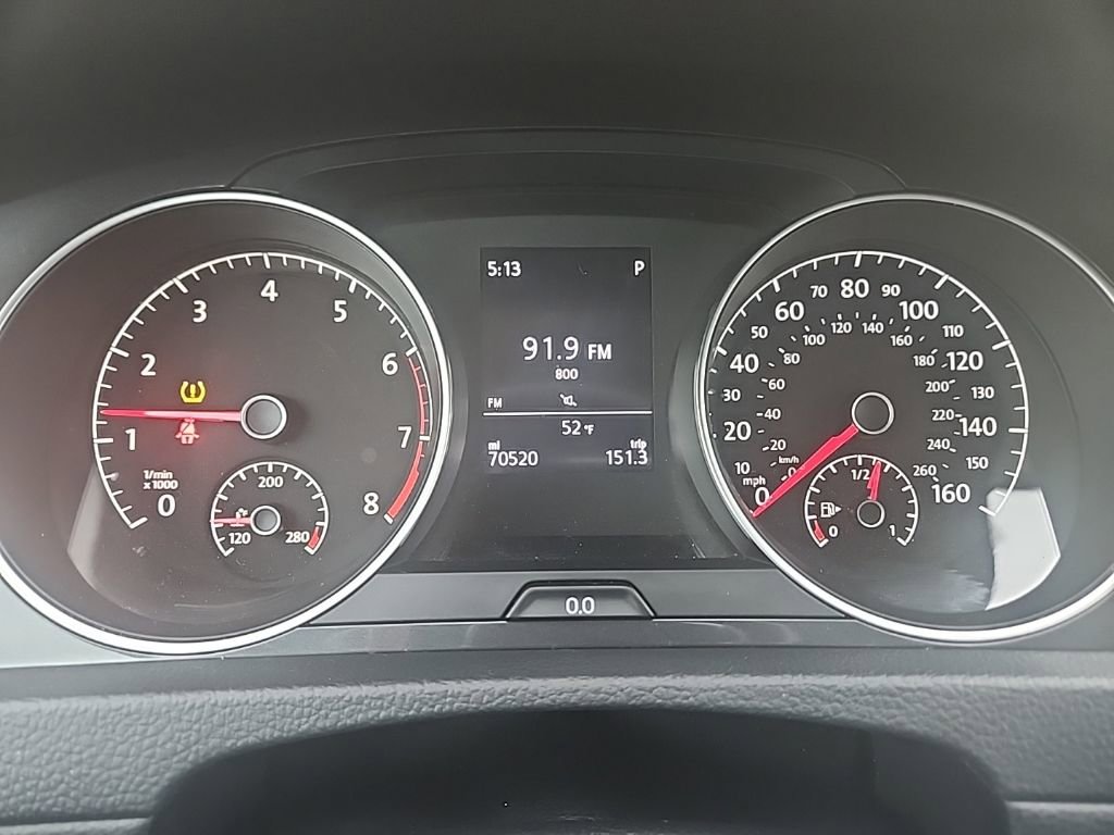 Used 2018 Volkswagen Golf SE image 20