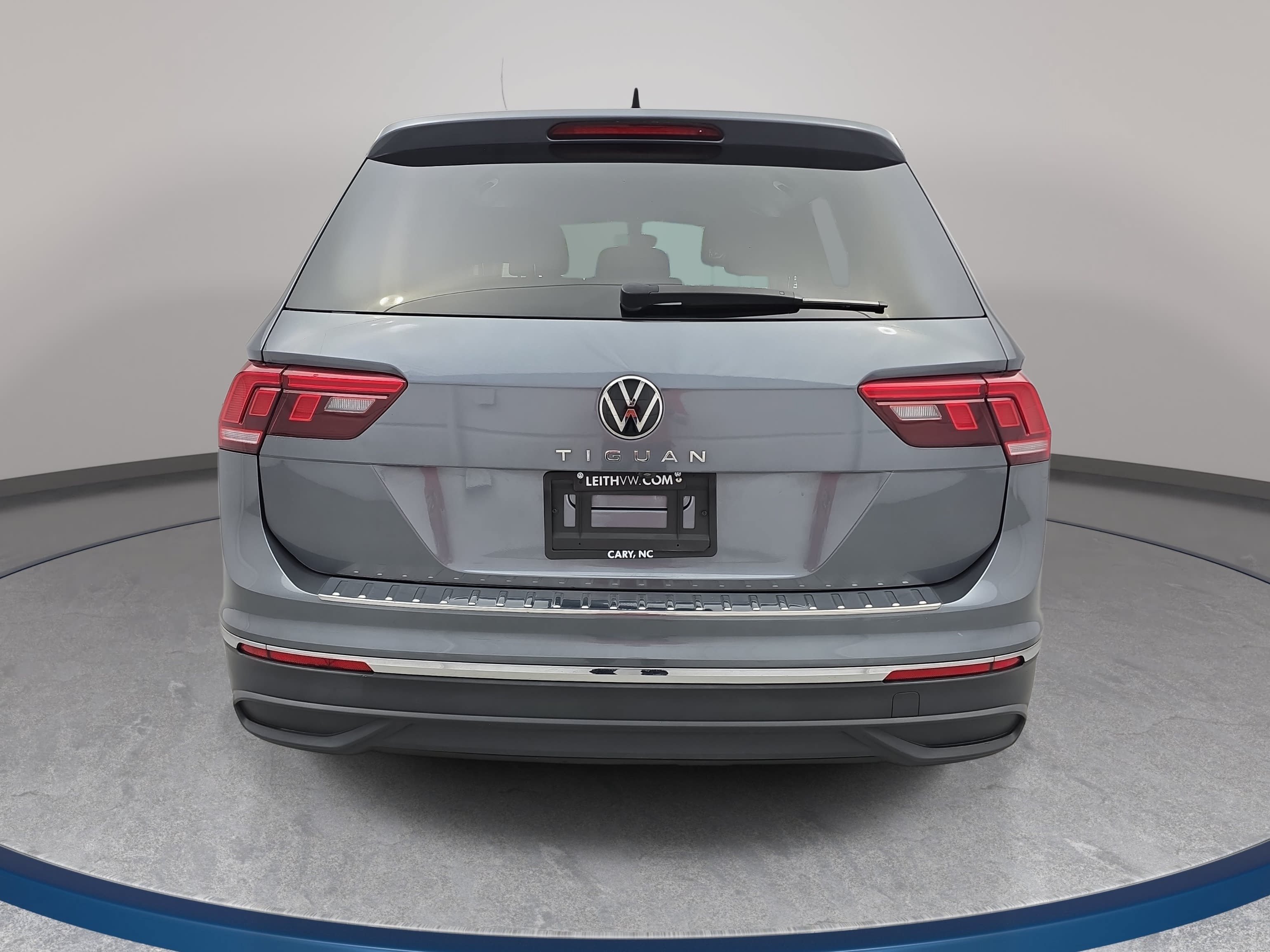Used 2023 Volkswagen Tiguan S FWD image 6