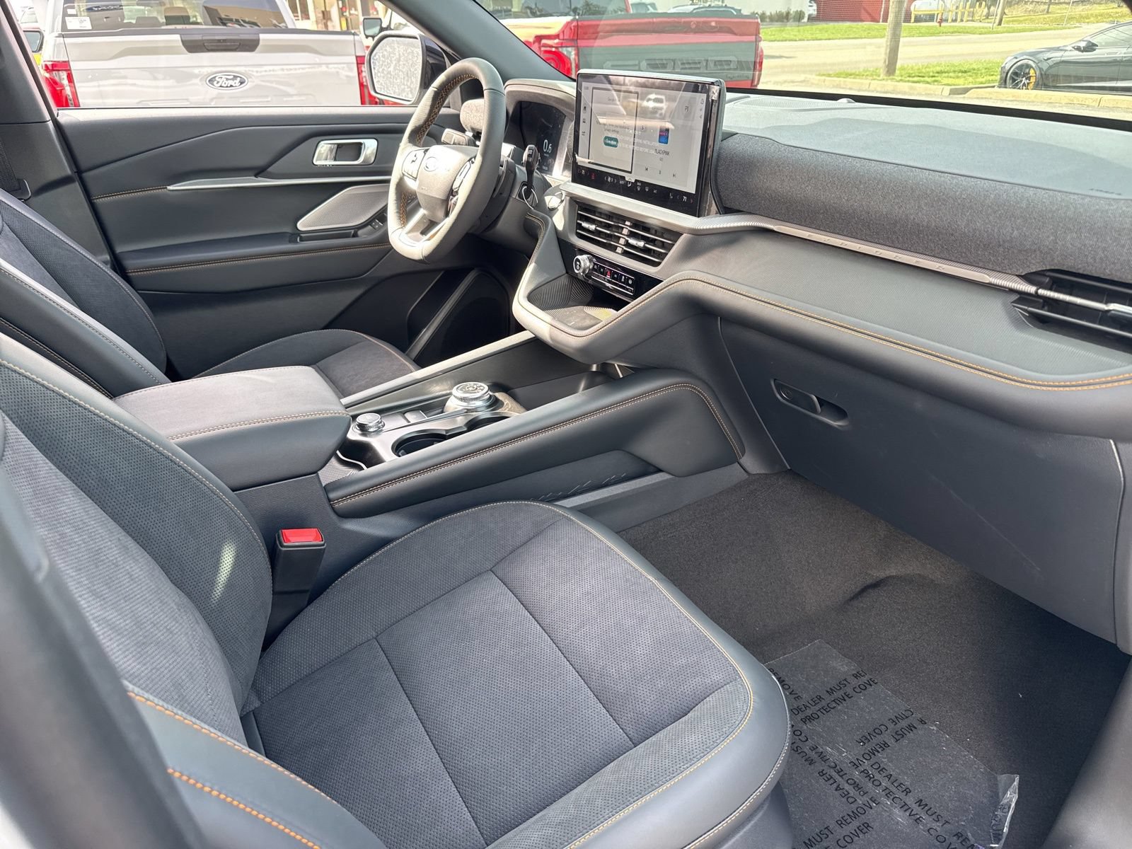 New 2026 Ford Explorer Tremor w/ Tremor Ultimate Package AWD/4WD image 38
