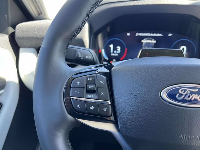 New 2026 Ford Explorer Platinum w/ LUX Leather Package AWD/4WD image 15