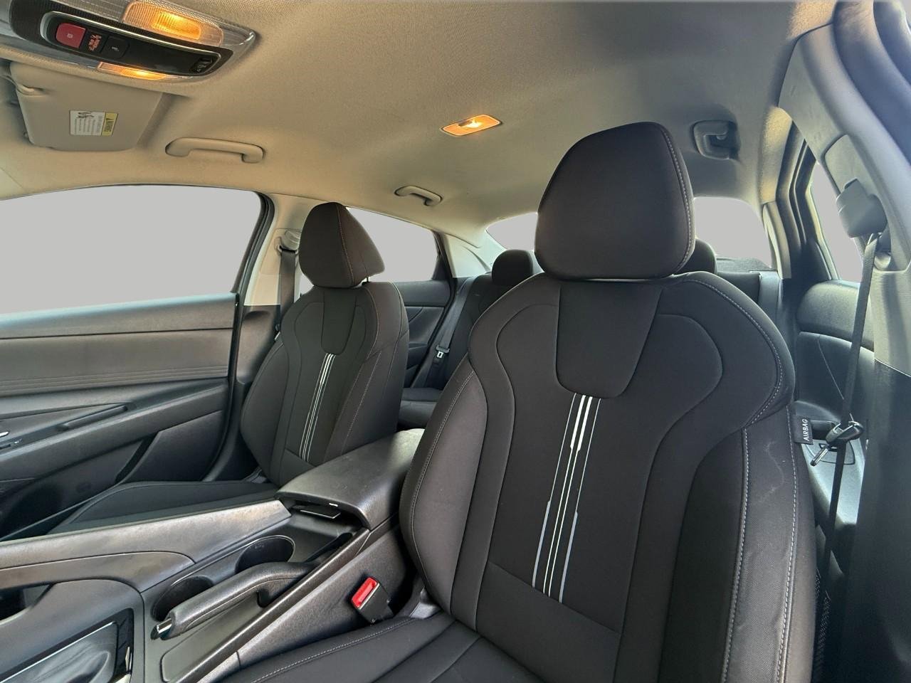 Used 2023 Hyundai Elantra SEL w/ Cargo Package image 37