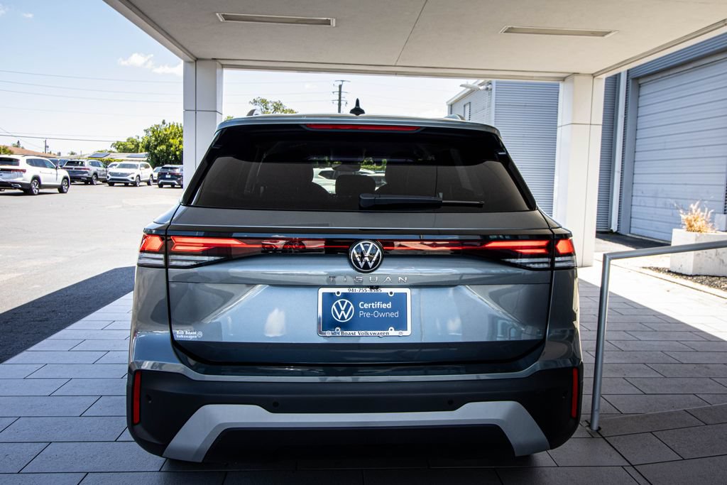 Used 2025 Volkswagen Tiguan S FWD image 18