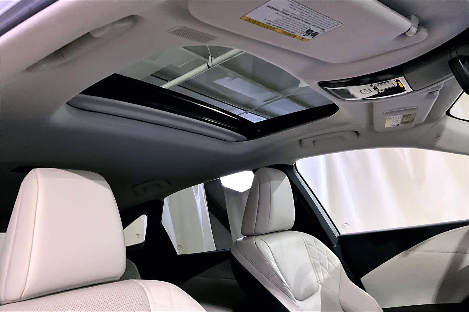 Used 2024 Lexus RX 350 Premium w/ Cold Area Package AWD/4WD image 13