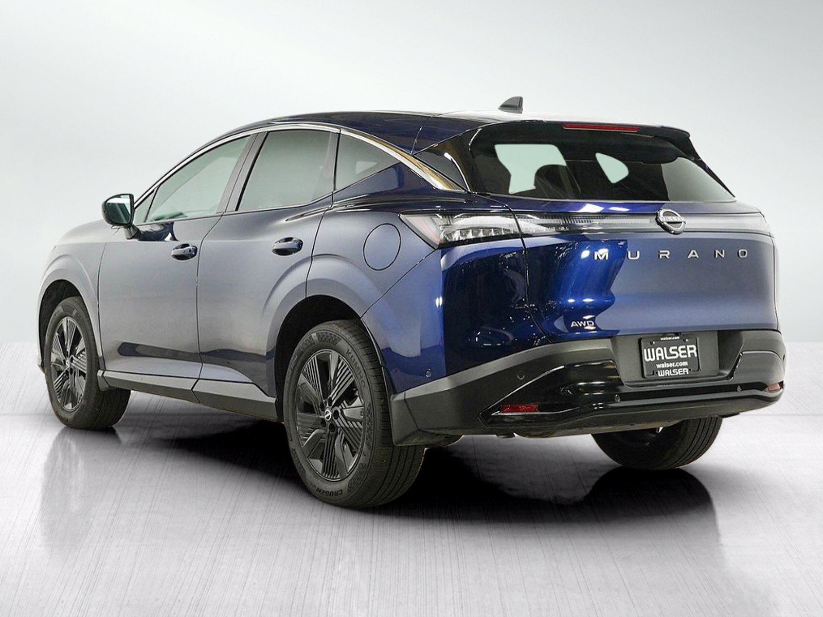 Used 2025 Nissan Murano SV AWD/4WD image 3