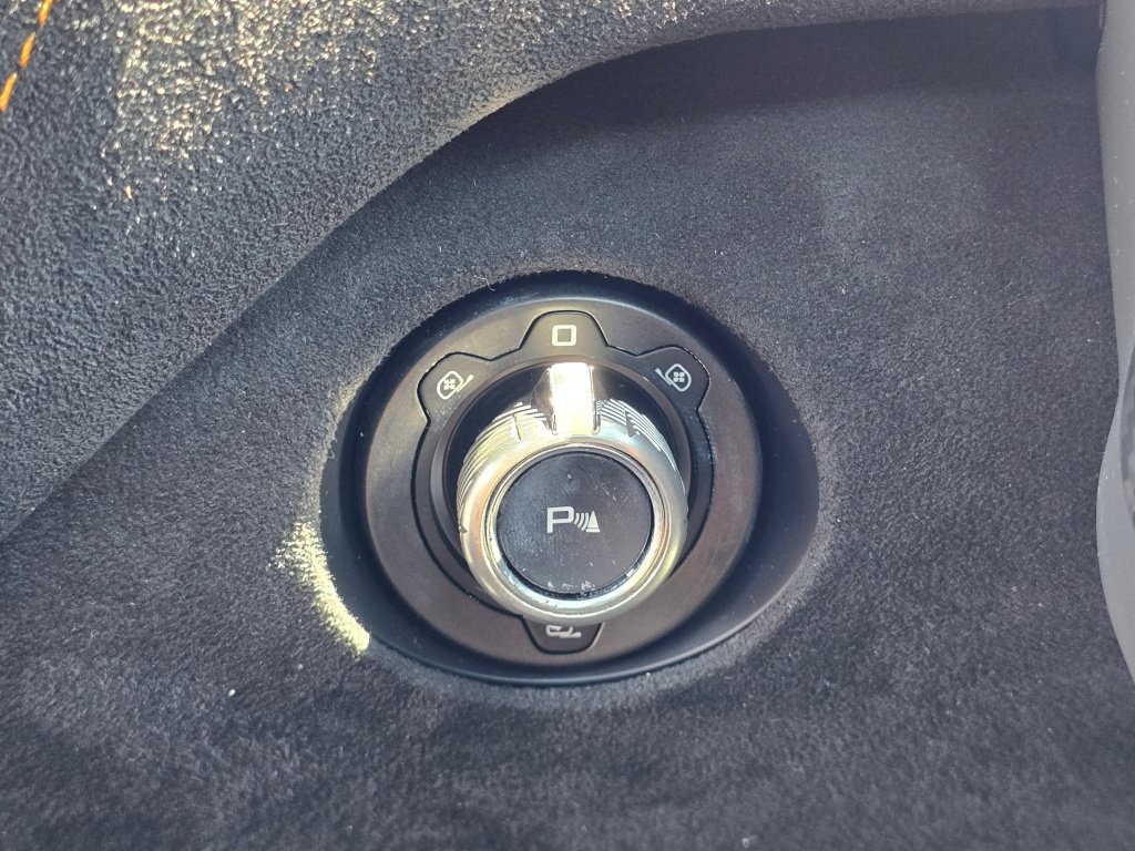 Used 2022 McLaren 720S Performance RWD image 20