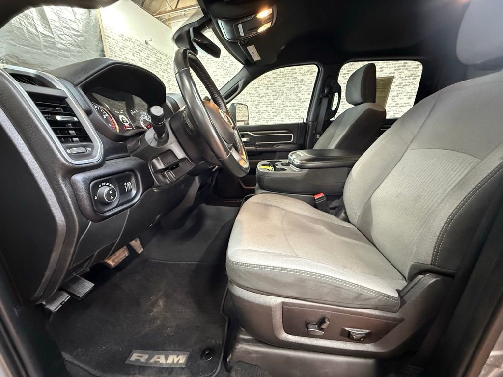 Used 2024 RAM 3500 Big Horn AWD/4WD image 20