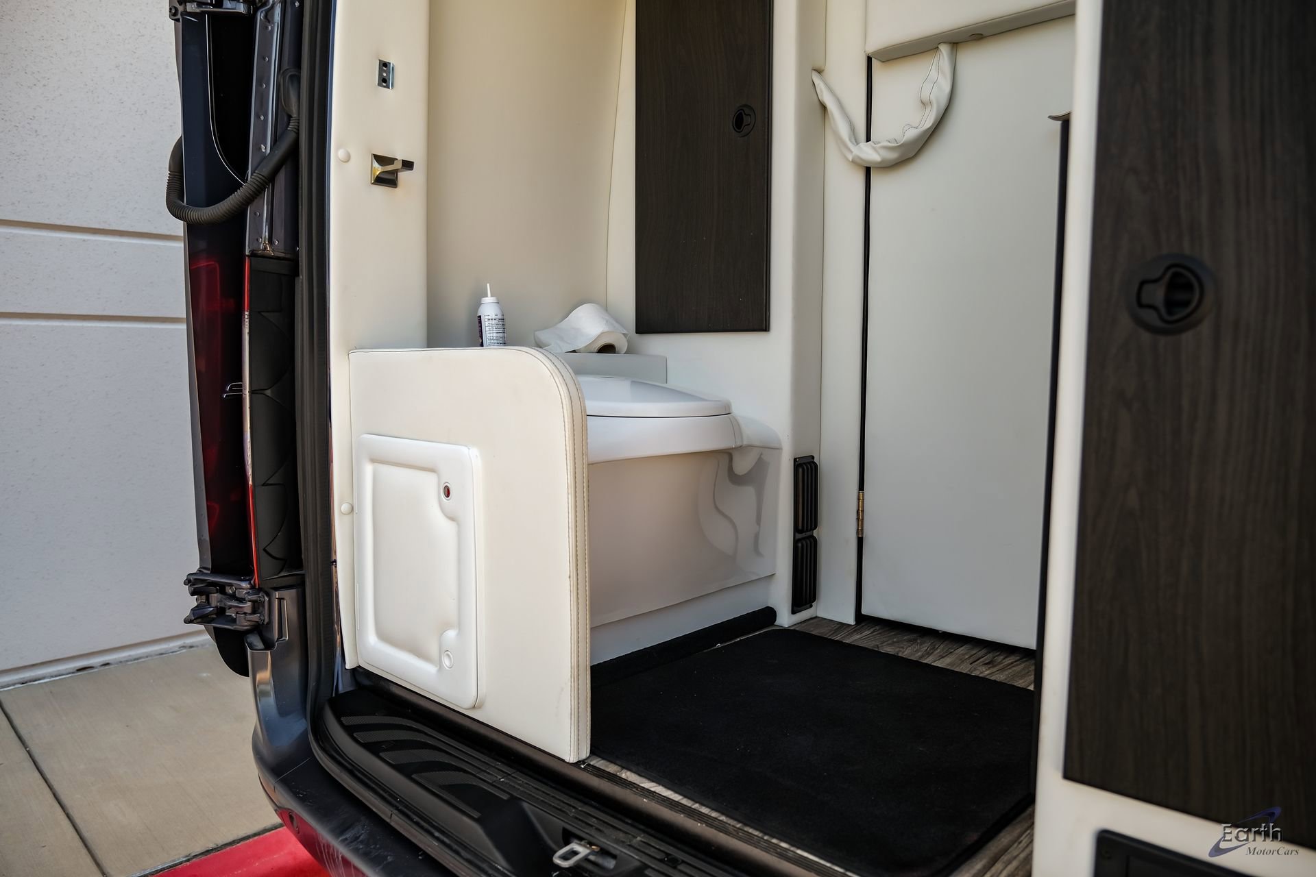 Used 2021 Mercedes-Benz Sprinter 3500 w/ Comfort Plus Package image 75