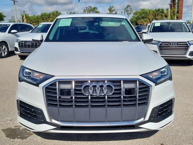 Used 2023 Audi Q7 3.0T Premium Plus w/ Premium Plus Package AWD/4WD image 3