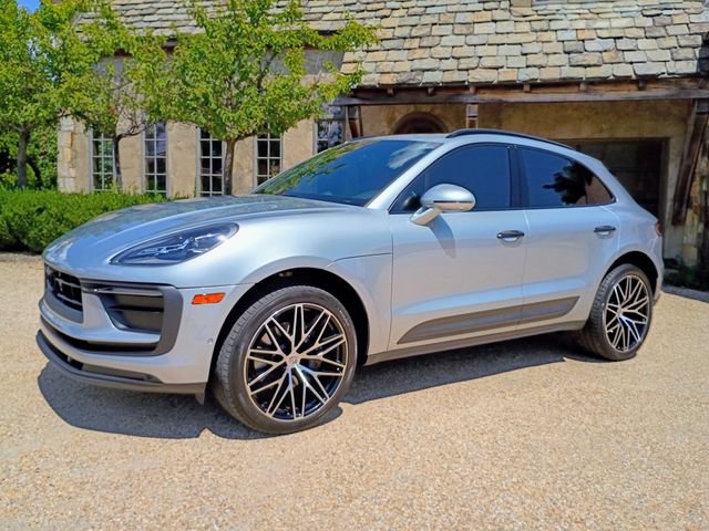 Used 2022 Porsche Macan AWD/4WD image 7