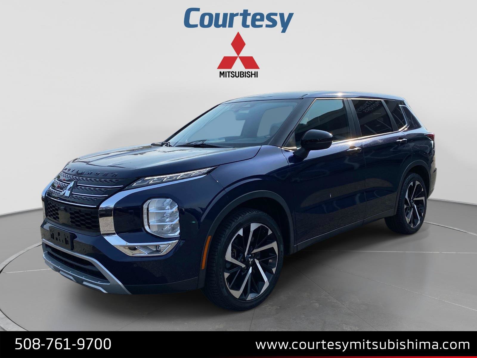 Used 2022 Mitsubishi Outlander SE AWD/4WD image 1