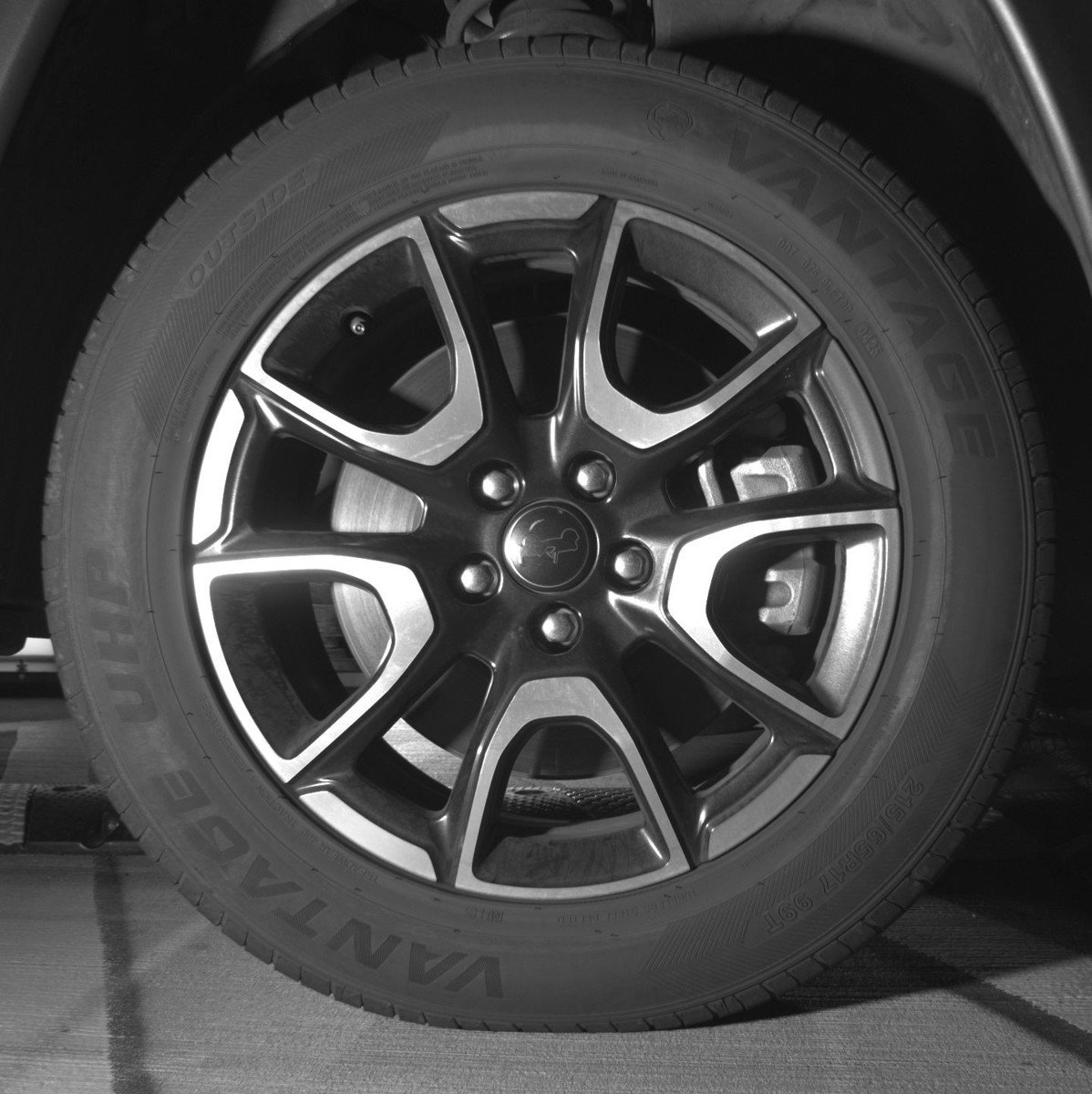 Used 2025 Jeep Compass Trailhawk image 13