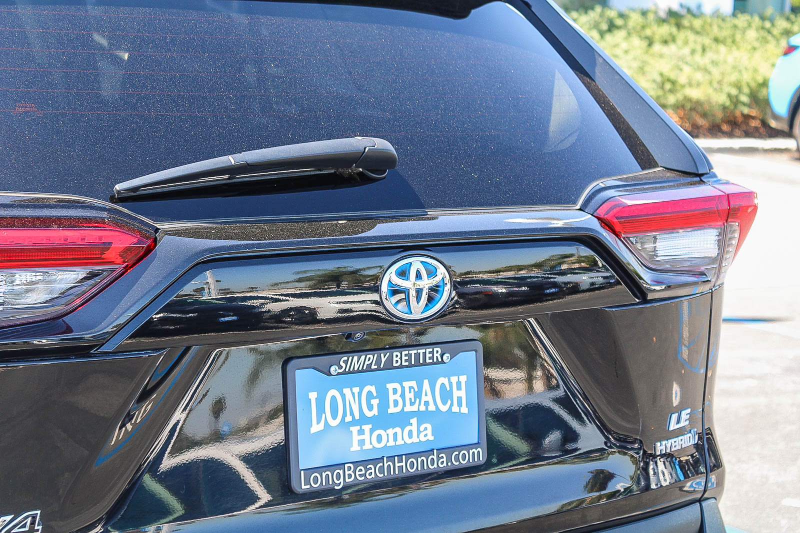 Used 2024 Toyota RAV4 LE AWD/4WD image 11