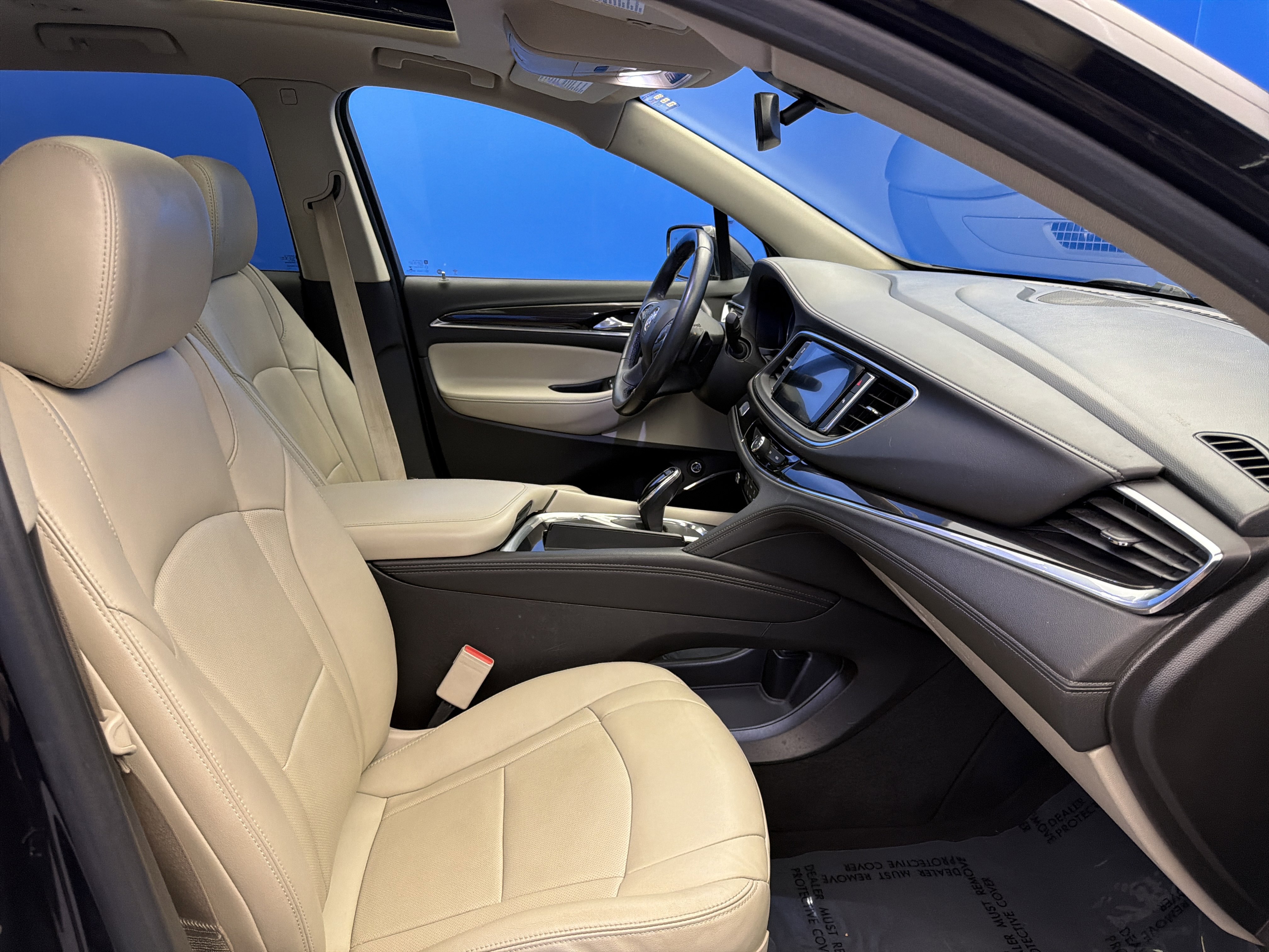 Used 2020 Buick Enclave Essence w/ Sound and Sites Package AWD/4WD image 25