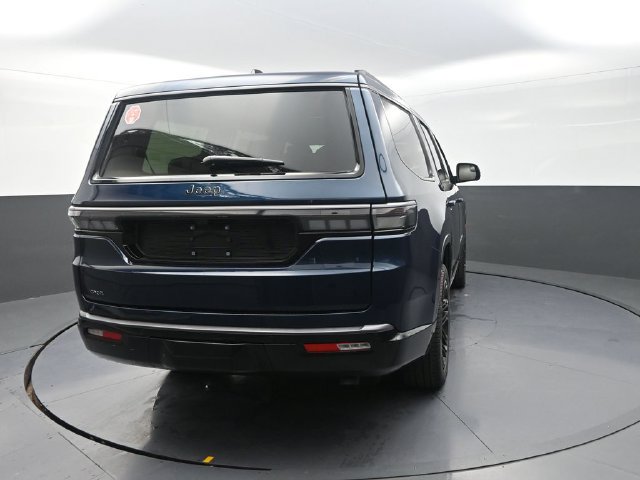 New 2026 Jeep Grand Wagoneer Limited AWD/4WD image 8