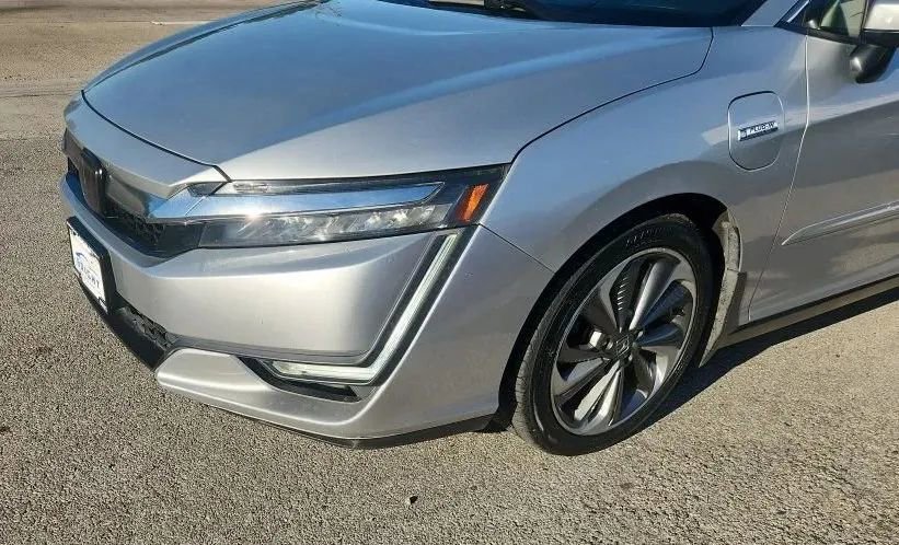 Used 2018 Honda Clarity Touring image 14