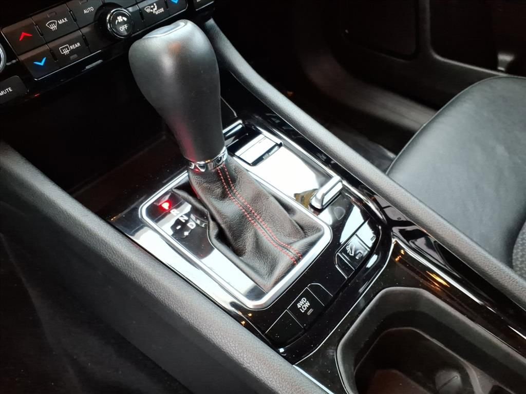 Used 2022 Jeep Compass Trailhawk image 13