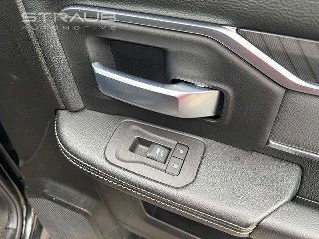Used 2025 RAM 2500 Big Horn AWD/4WD image 12