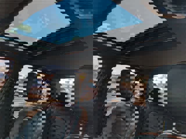 Used 2018 Mercedes-Benz C 300 Sedan image 20