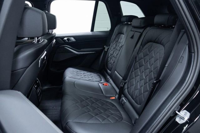 New 2026 BMW X5 xDrive40i w/ M Sport Package image 24