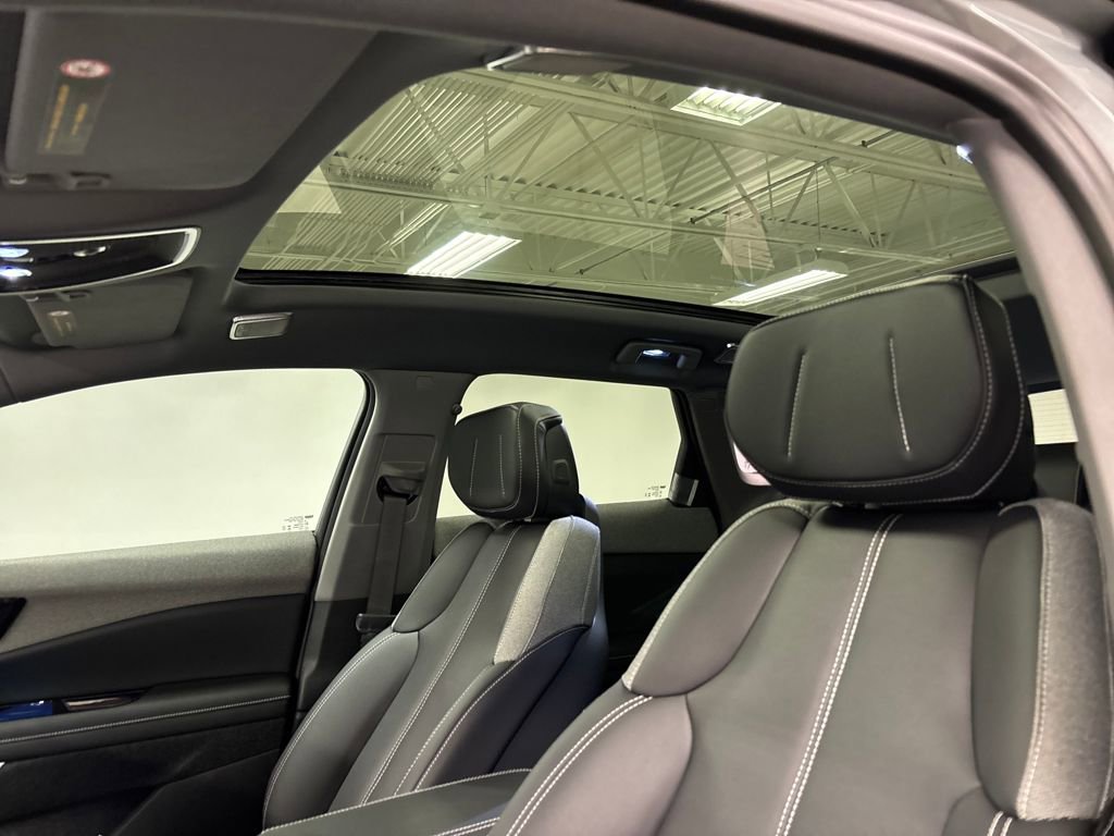 New 2026 Cadillac Optiq Sport 1 image 25