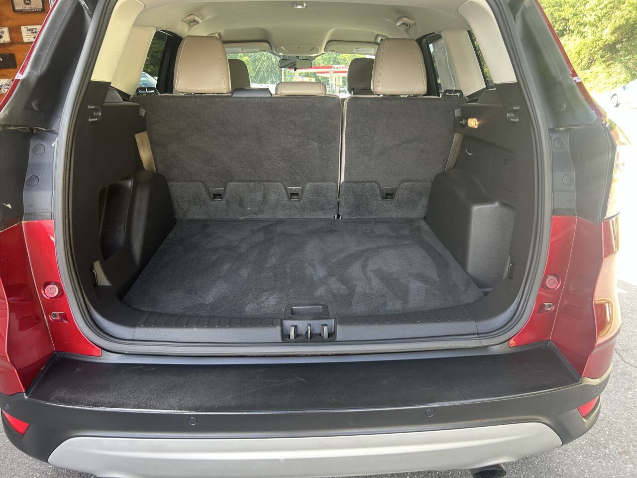Used 2018 Ford Escape SEL AWD/4WD image 23