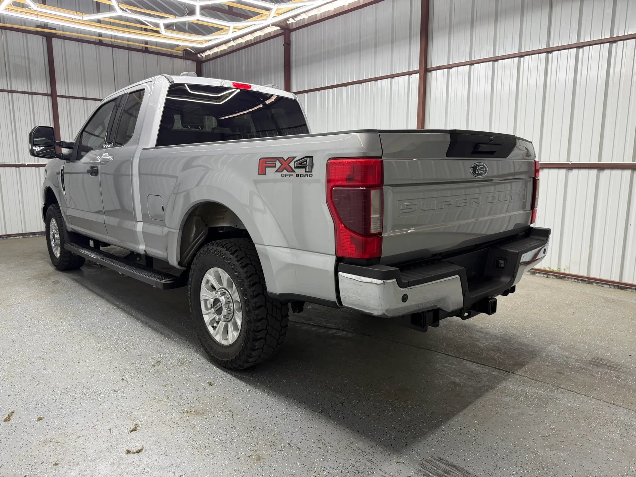 Used 2020 Ford F250 XLT w/ XLT Value Package AWD/4WD image 4