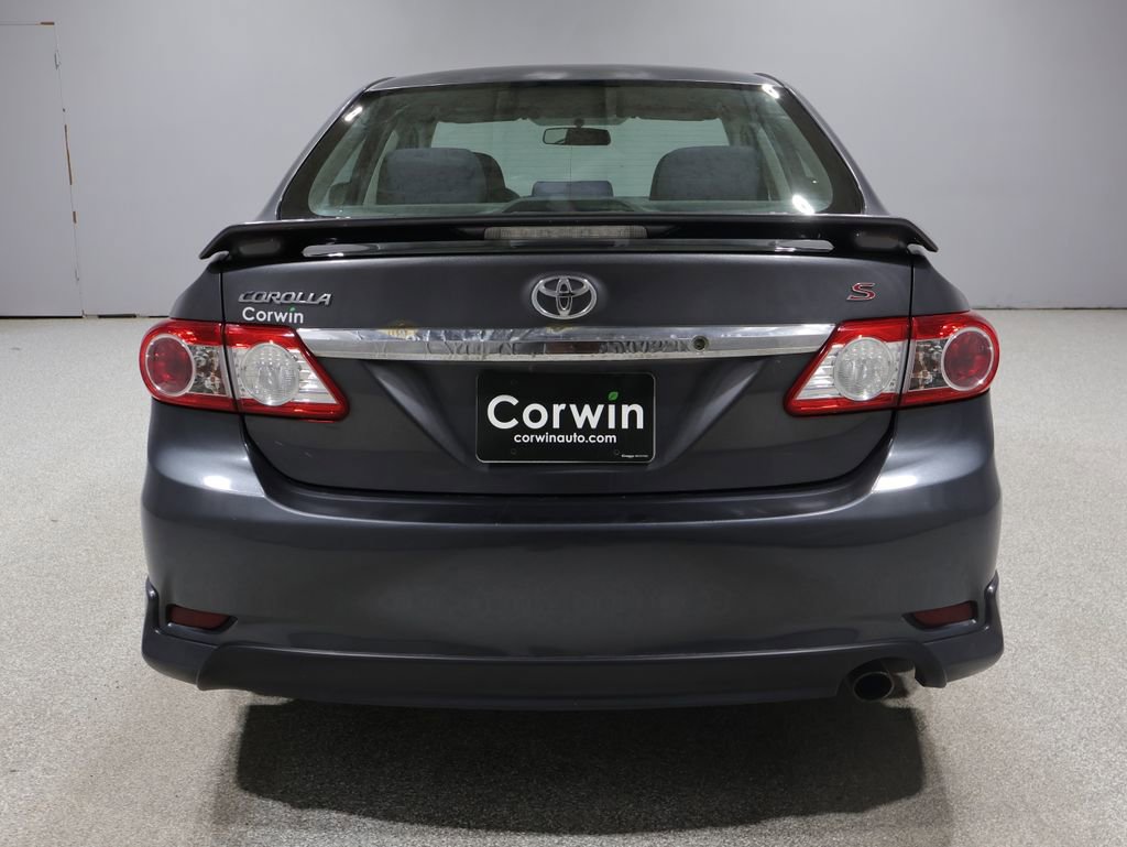 Used 2011 Toyota Corolla S FWD video 3