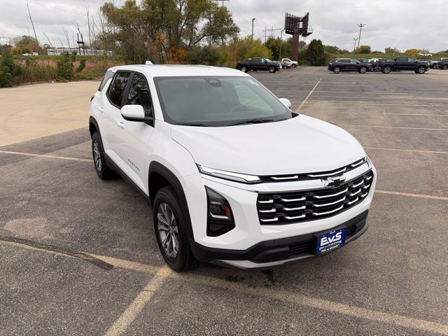 Used 2026 Chevrolet Equinox LT w/ LPO, Floor Liner Package FWD image 8