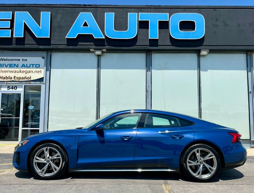 Used 2022 Audi e-tron GT Premium Plus AWD/4WD image 2