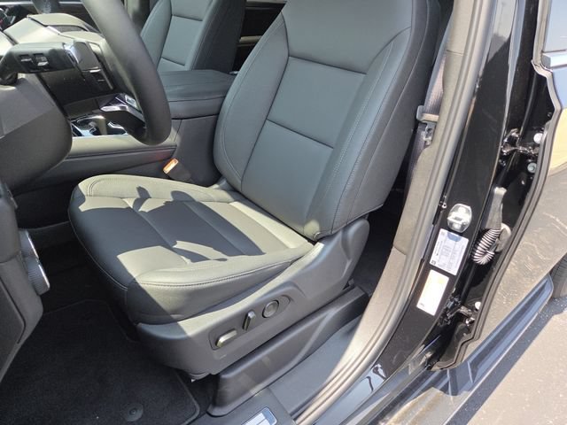 New 2026 Chevrolet Suburban LT w/ Comfort Package AWD/4WD image 26