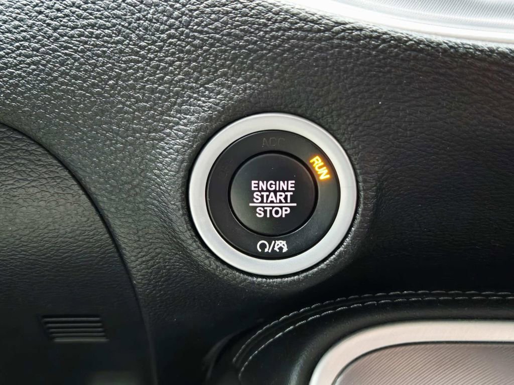 Used 2022 Dodge Challenger SXT w/ Blacktop Package image 13