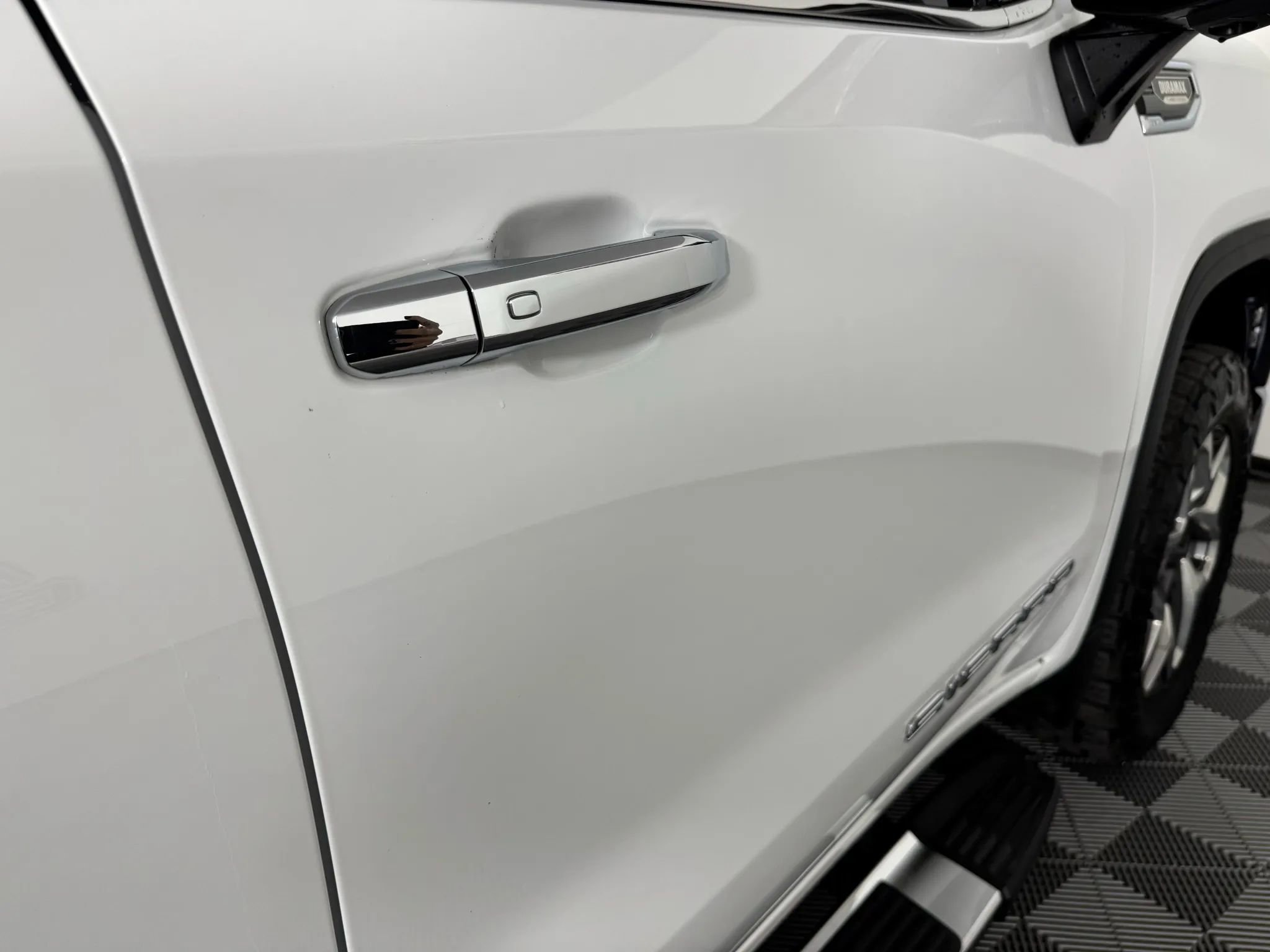 Used 2023 GMC Sierra 1500 SLT w/ SLT Premium Package image 30