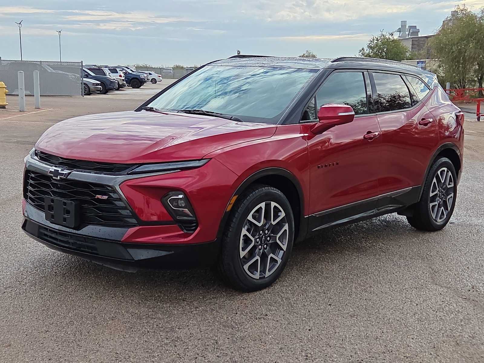 Used 2023 Chevrolet Blazer RS w/ Driver Confidence II Package FWD image 4