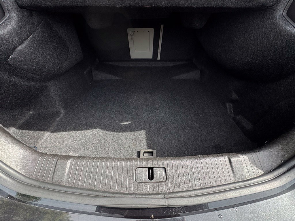 Used 2010 Buick LaCrosse CXS FWD image 10