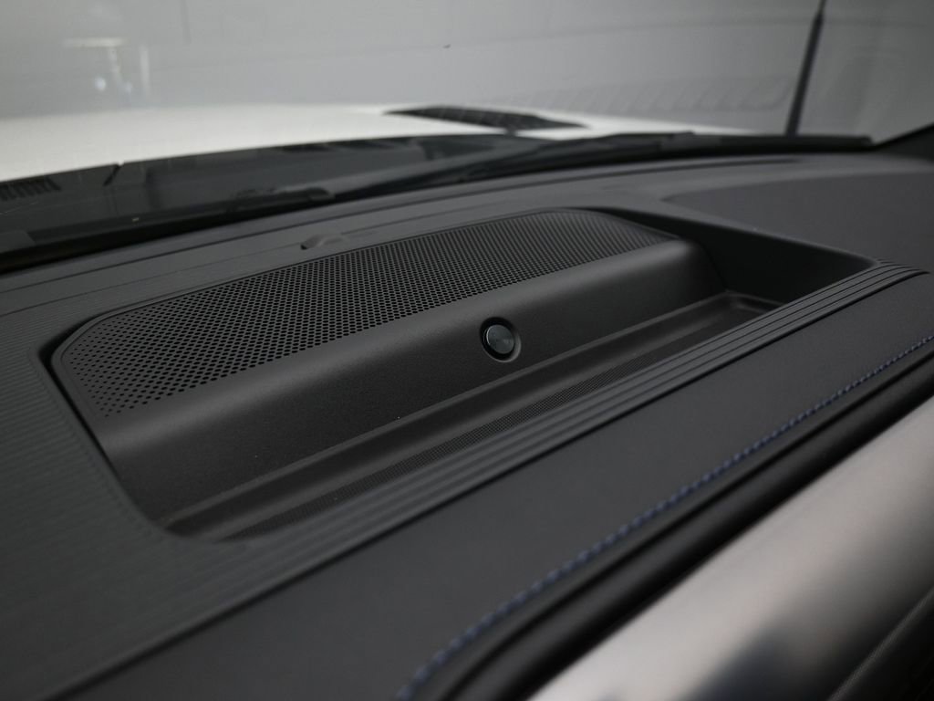 New 2025 Ford F150 Platinum w/ Equipment Group 702A High image 19