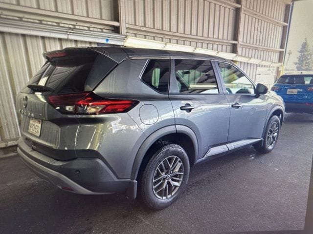 Certified 2023 Nissan Rogue S FWD image 6