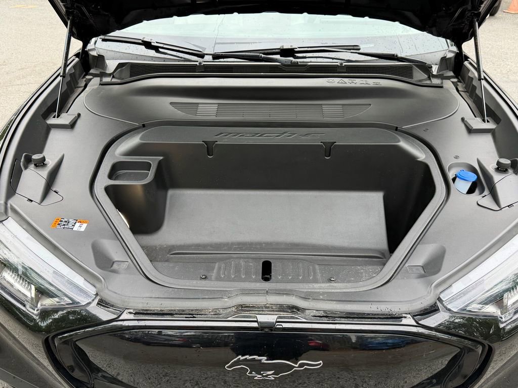 Used 2025 Ford Mustang Mach-E Premium AWD/4WD image 28