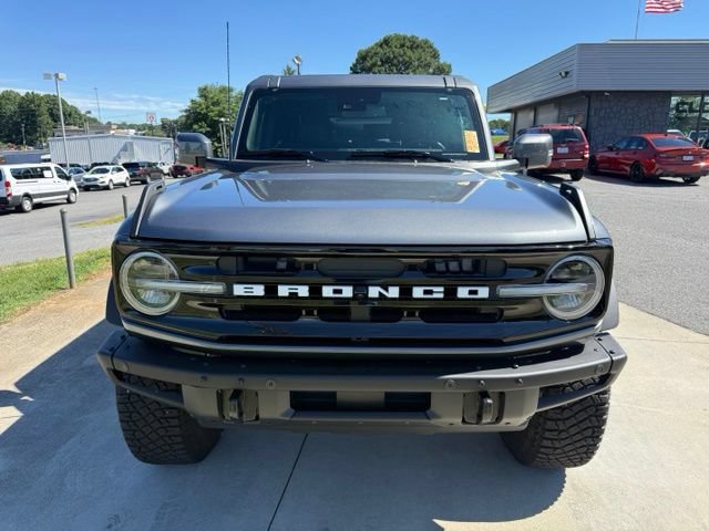Used 2024 Ford Bronco Outer Banks AWD/4WD image 3