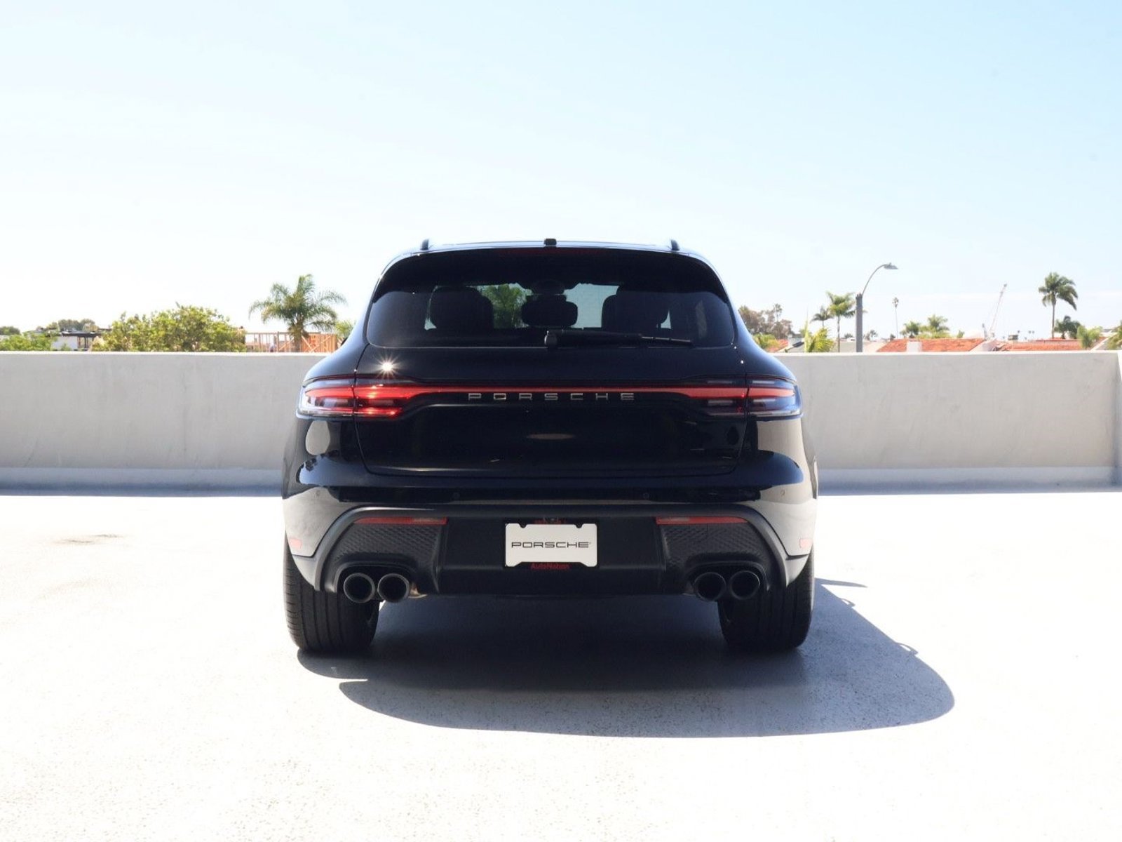 Certified 2026 Porsche Macan AWD/4WD image 10