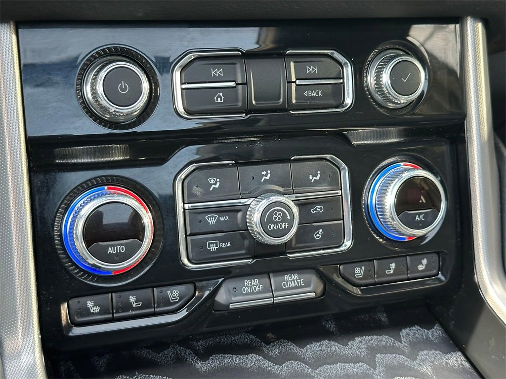 Used 2023 GMC Yukon Denali w/ Denali Reserve Package image 31