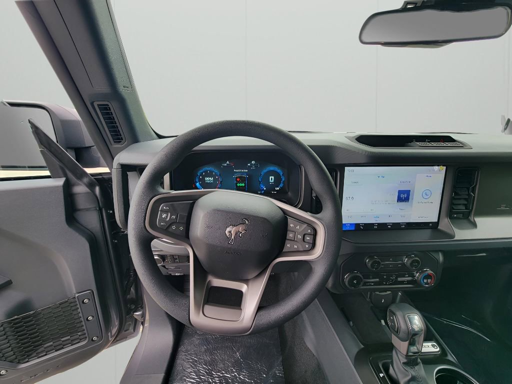 New 2025 Ford Bronco 4-Door image 14