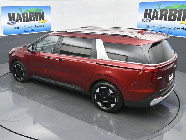 Used 2025 Kia Carnival EX FWD image 26