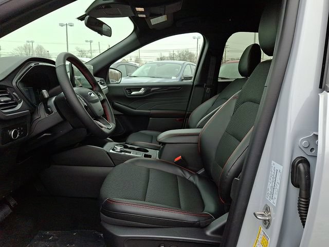 New 2026 Ford Escape ST-Line w/ Tech Pack #1 FWD image 6