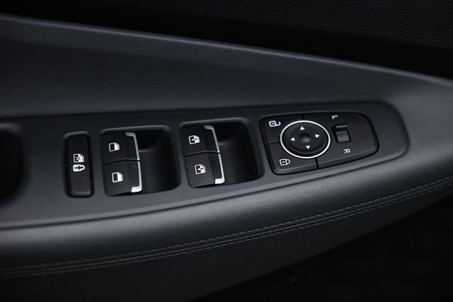 Used 2023 Hyundai Santa Fe SEL w/ Cargo Package image 16