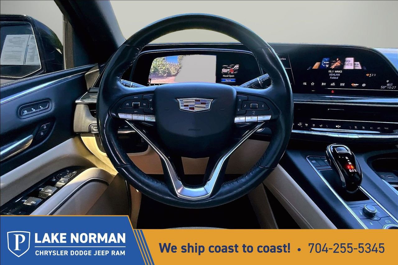Used 2021 Cadillac Escalade Premium Luxury w/ LPO, Illumination Package AWD/4WD image 11
