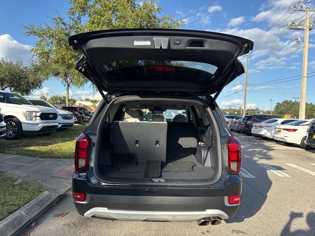 Used 2022 Hyundai Palisade SEL w/ 8P Bench Seat Package image 17